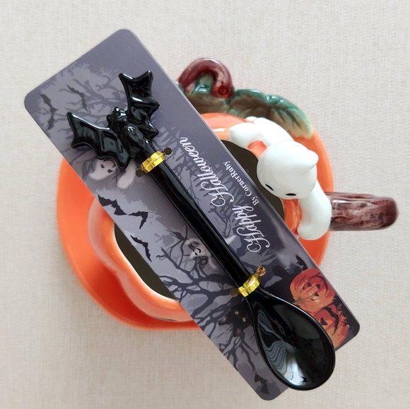 Corner Ruby Halloween Jack o Lantern w/ Ghost Teacup Set, Pumpkin Saucer & Spoon - Picture 4 of 10